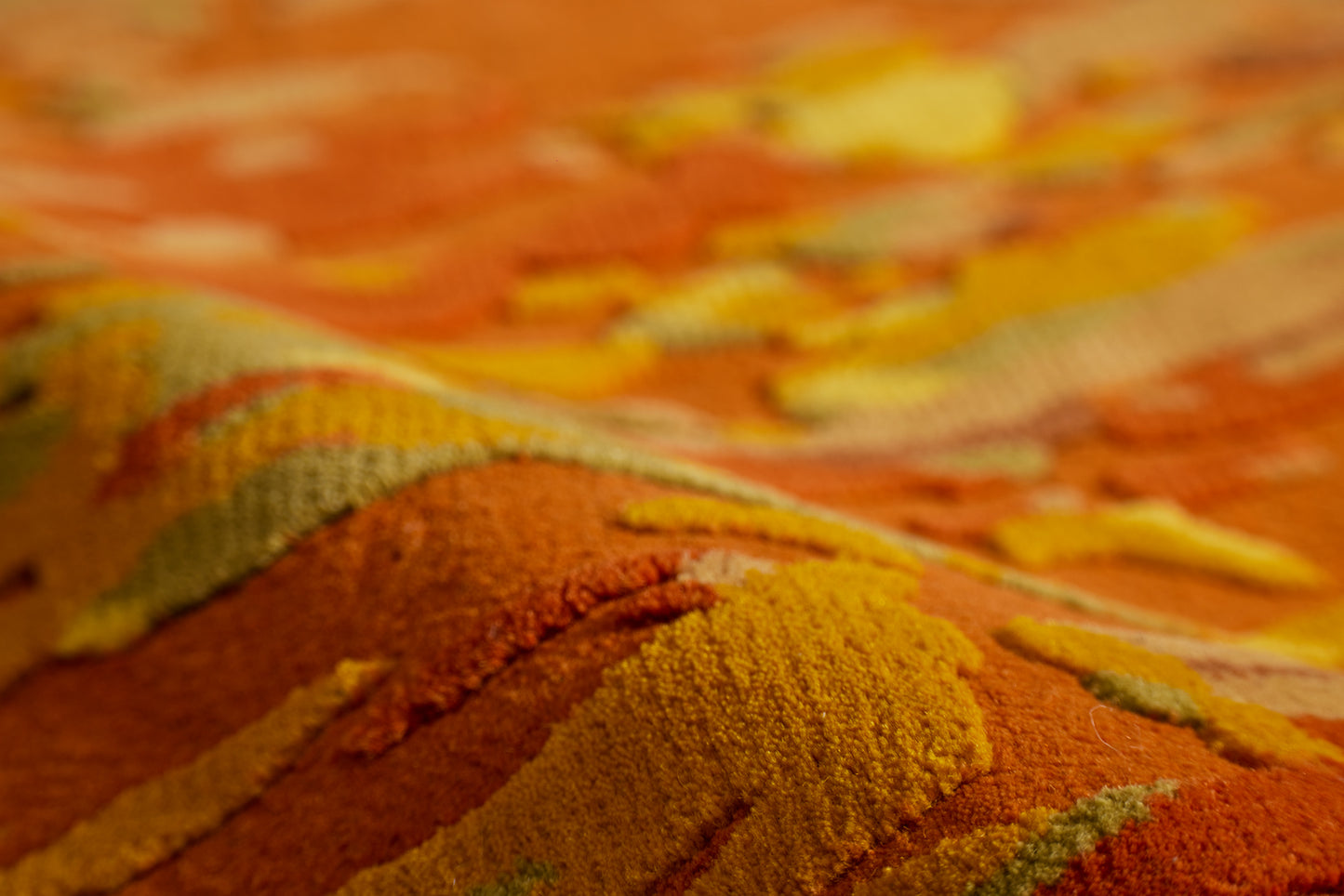 Amber-Mahogany Vesuvius
